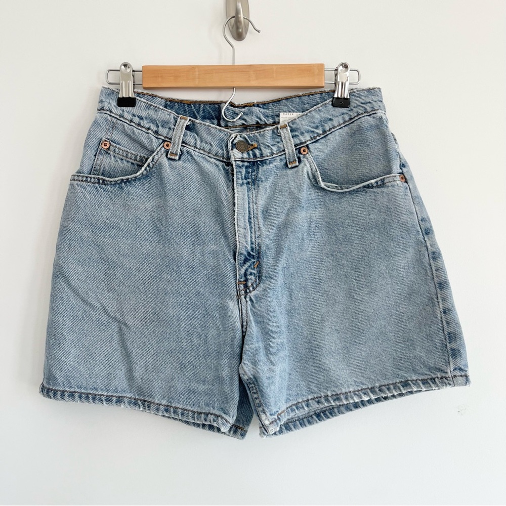 Vintage Levi’s 1990s 950s Highwaisted Denim Jean Shorts 37952 Juniors 9 - Picture 2 of 7